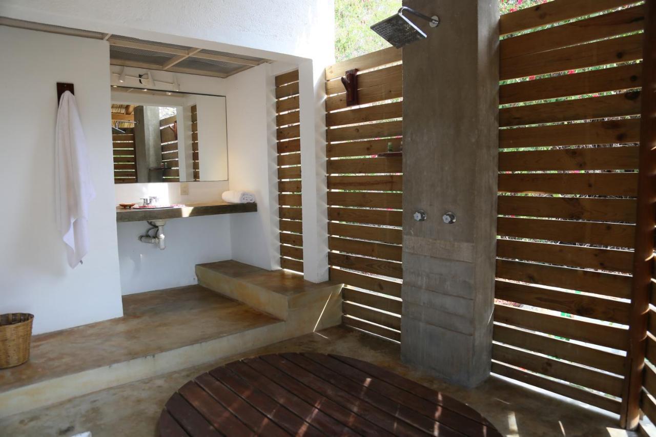 Villa Casa Blanca Del Faro Zipolite Exterior photo